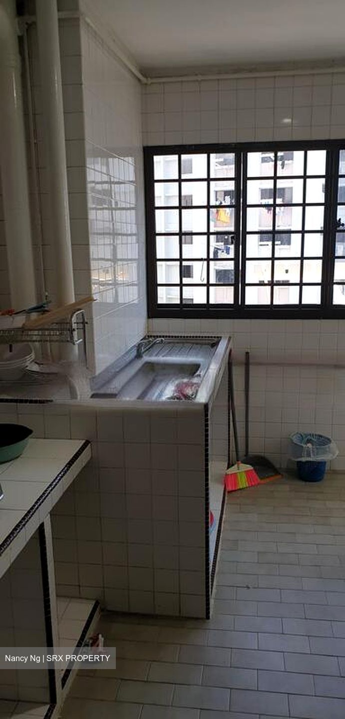 Blk 218 Jurong East Street 21 (Jurong East), HDB 4 Rooms #455150721